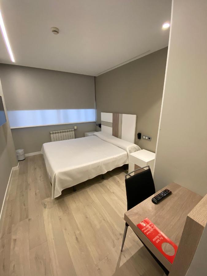 Hotel Escuela Madrid Ngoại thất bức ảnh
