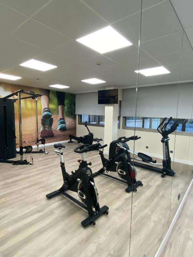 Hotel Escuela Madrid Ngoại thất bức ảnh