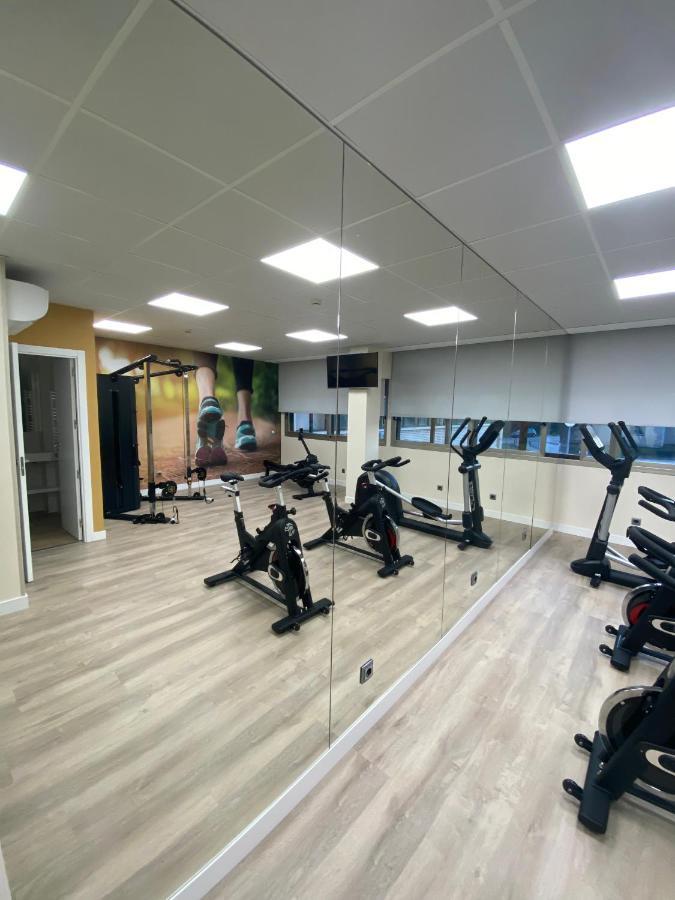 Hotel Escuela Madrid Ngoại thất bức ảnh