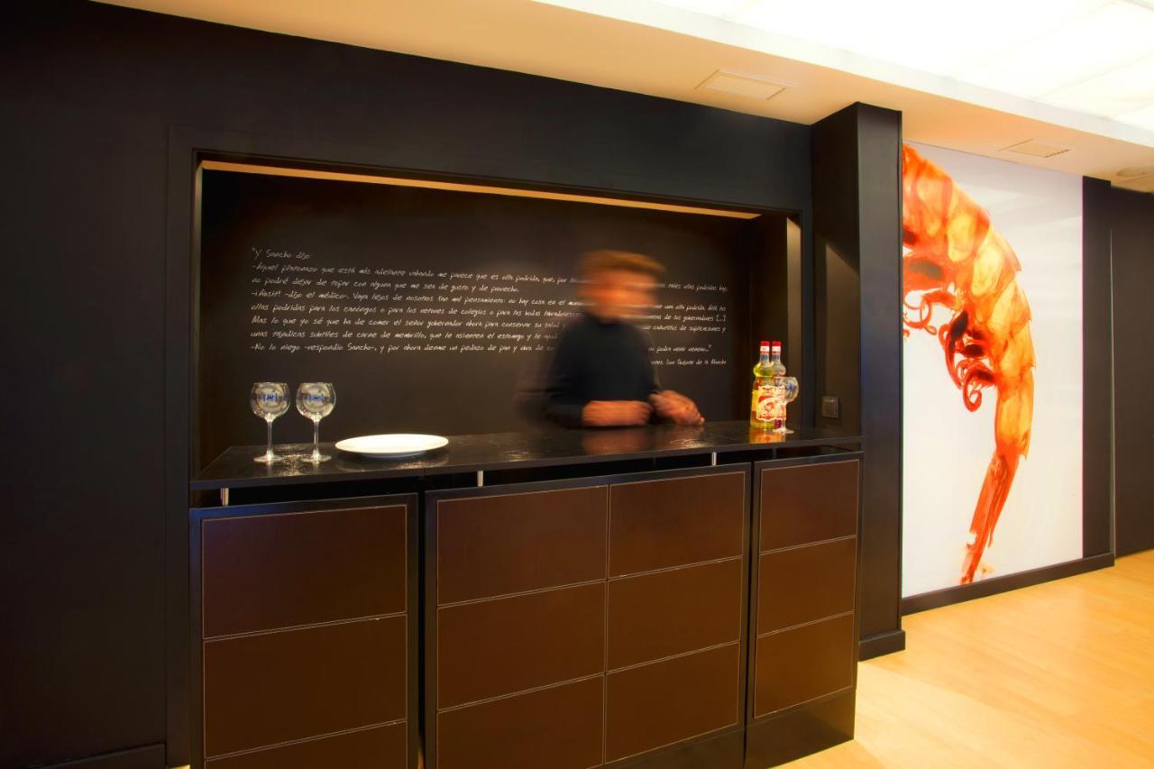 Hotel Escuela Madrid Ngoại thất bức ảnh